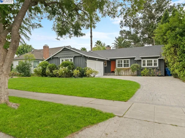 13630 N Valleyheart Dr N, Sherman Oaks, CA 91423