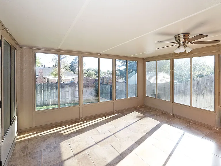 2905 Salem Dr — Photo 25