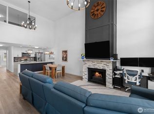 2219 14th Ave W APT 405, Seattle, WA 98119