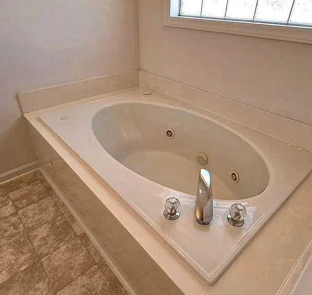 1121 Chenille Dr — Photo 7