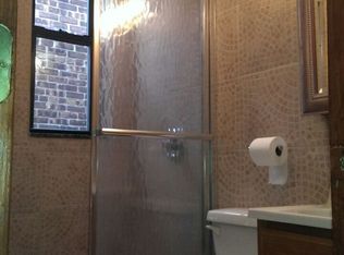 2568 33rd St, Astoria, NY 11102