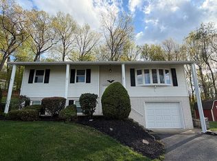 609 Ridge Rd, Halifax, PA 17032