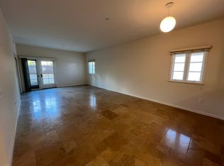 3880 State St APT 1F, Santa Barbara, CA 93105