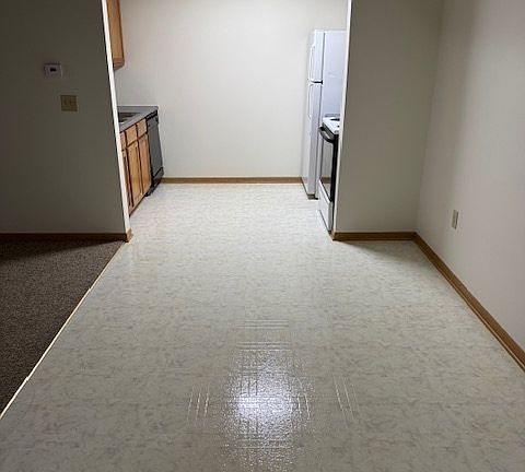 2nd image of 279 Riverfront Plz #208