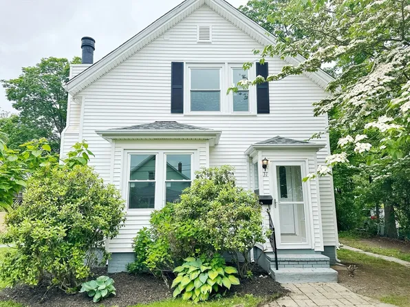 31 Horton St, Attleboro, MA 02703