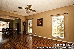 4th image of 13702 Chittim Oak