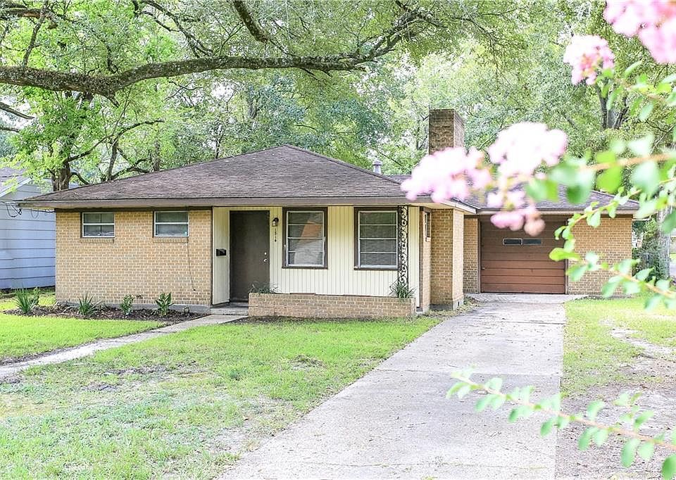 1st image of 1814 Orchid St