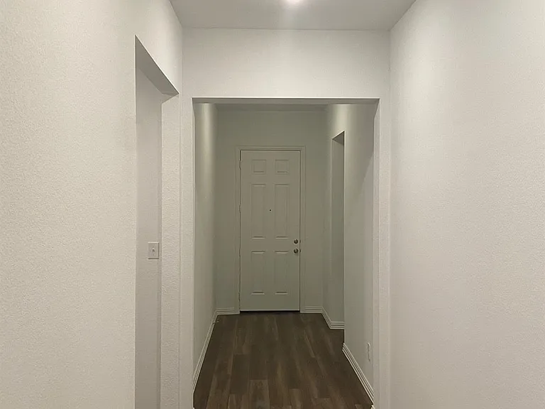 1613 Pine Valley Dr — Photo 10