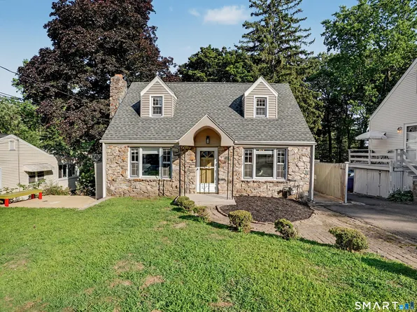 555 Lakeside Drive, Bridgeport, CT 06606