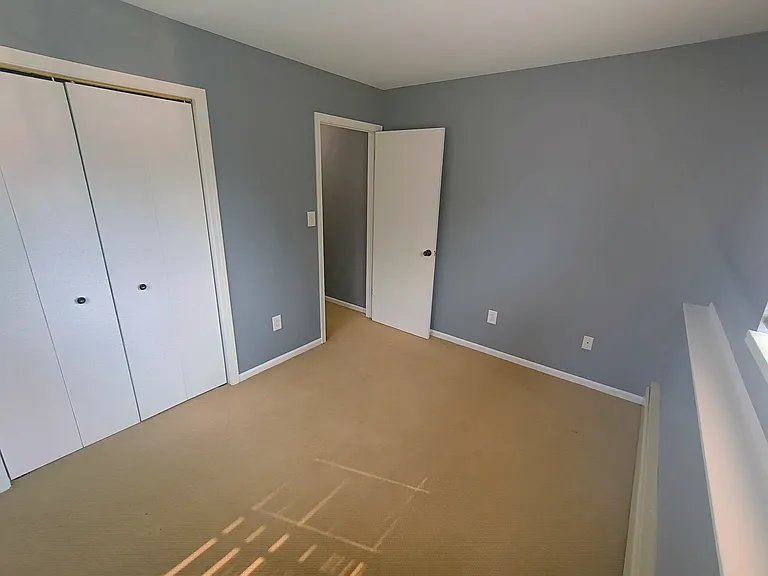 320 Johnson St SE #D — Photo 14
