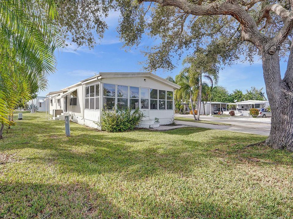 1st image of 2910 Harbor Lane