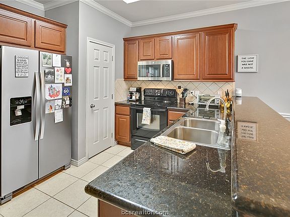 4th image of 171 Forest Dr