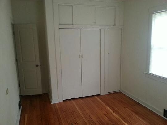 3rd image of 828 Benton Ave