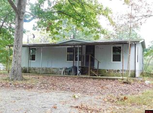 213 Oak St, Bull Shoals, AR 72619