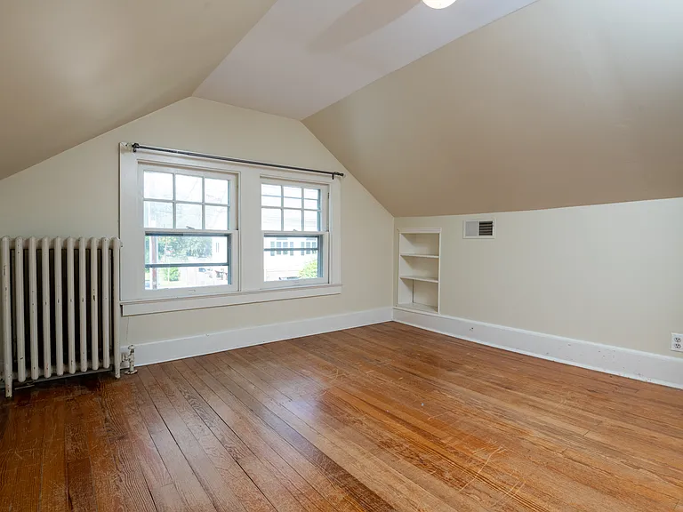 931 N Edgewood St — Photo 20