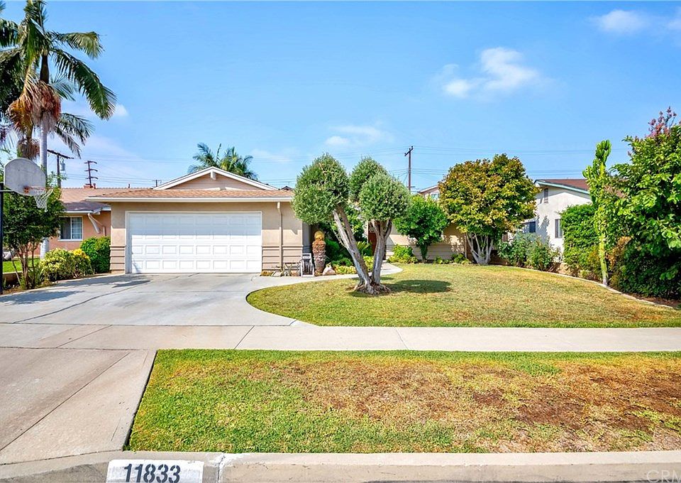 1st image of 11833 Mayes Dr