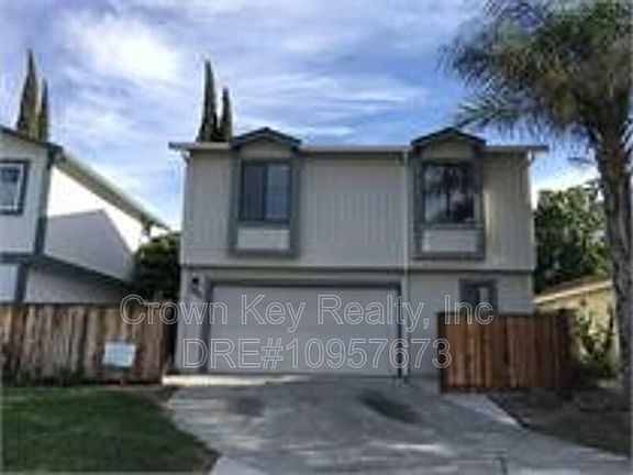 2nd image of 500 Allisha Ln
