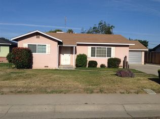 145 S Crumal St, Visalia, CA 93292