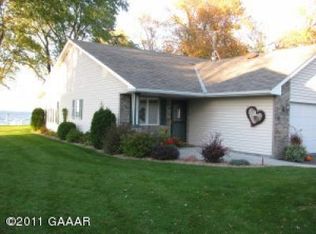1761 E Lake St UNIT 4, Osakis, MN 56360