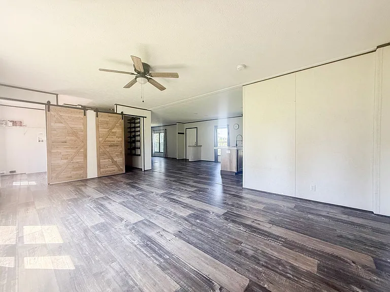 175 Oak Ln — Photo 19