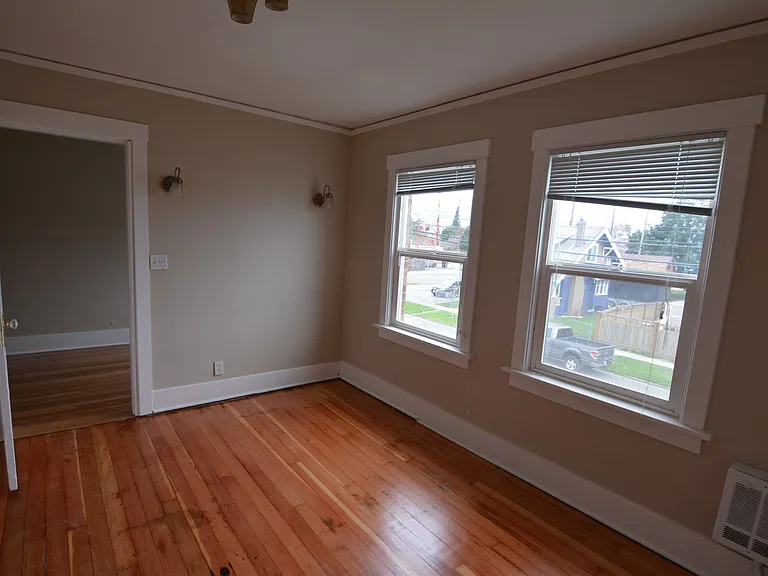 1402 Earnest S Brazill St #C — Photo 7