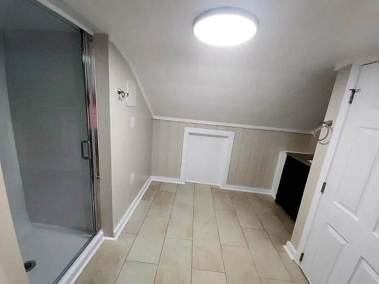 213 Statesville Blvd — Photo 11