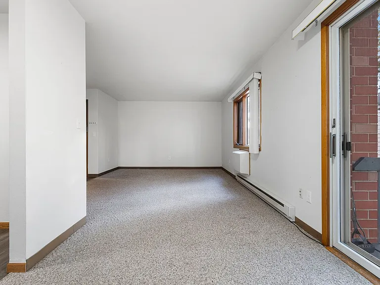East Shore Apartments — Photo 7