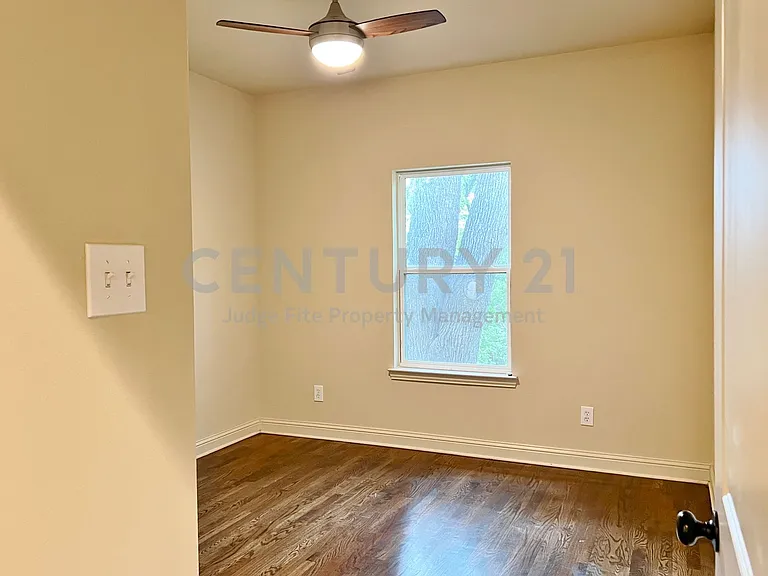 1312 W Jefferson St #5 — Photo 12
