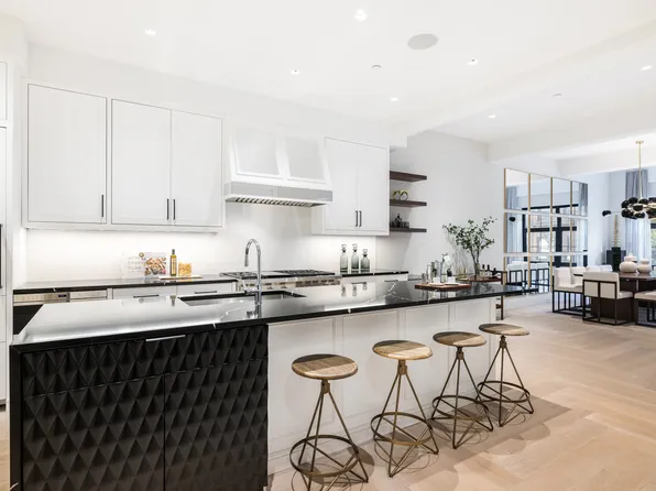 327 East 84th Street image 4 of 17