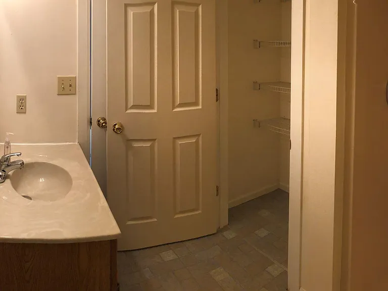 534 E Southern Dr — Photo 11