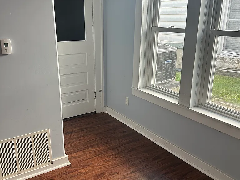 708 Chestnut St #B — Photo 4