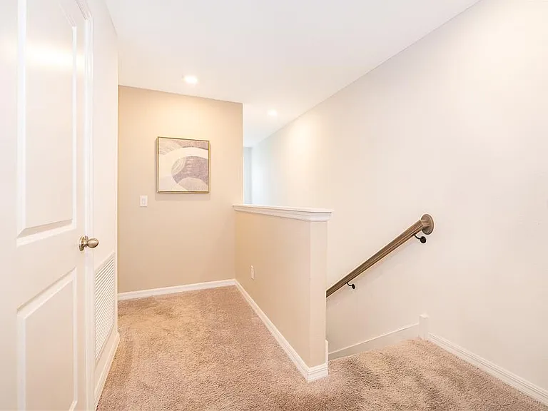 1013 Plantation Ln — Photo 15