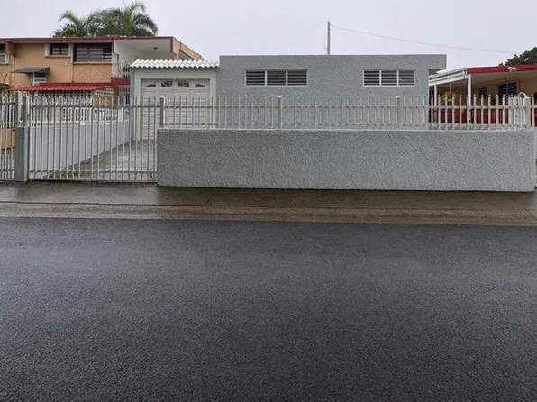 198 Los Picachos La Cumbre Dr, San Juan, PR 00926