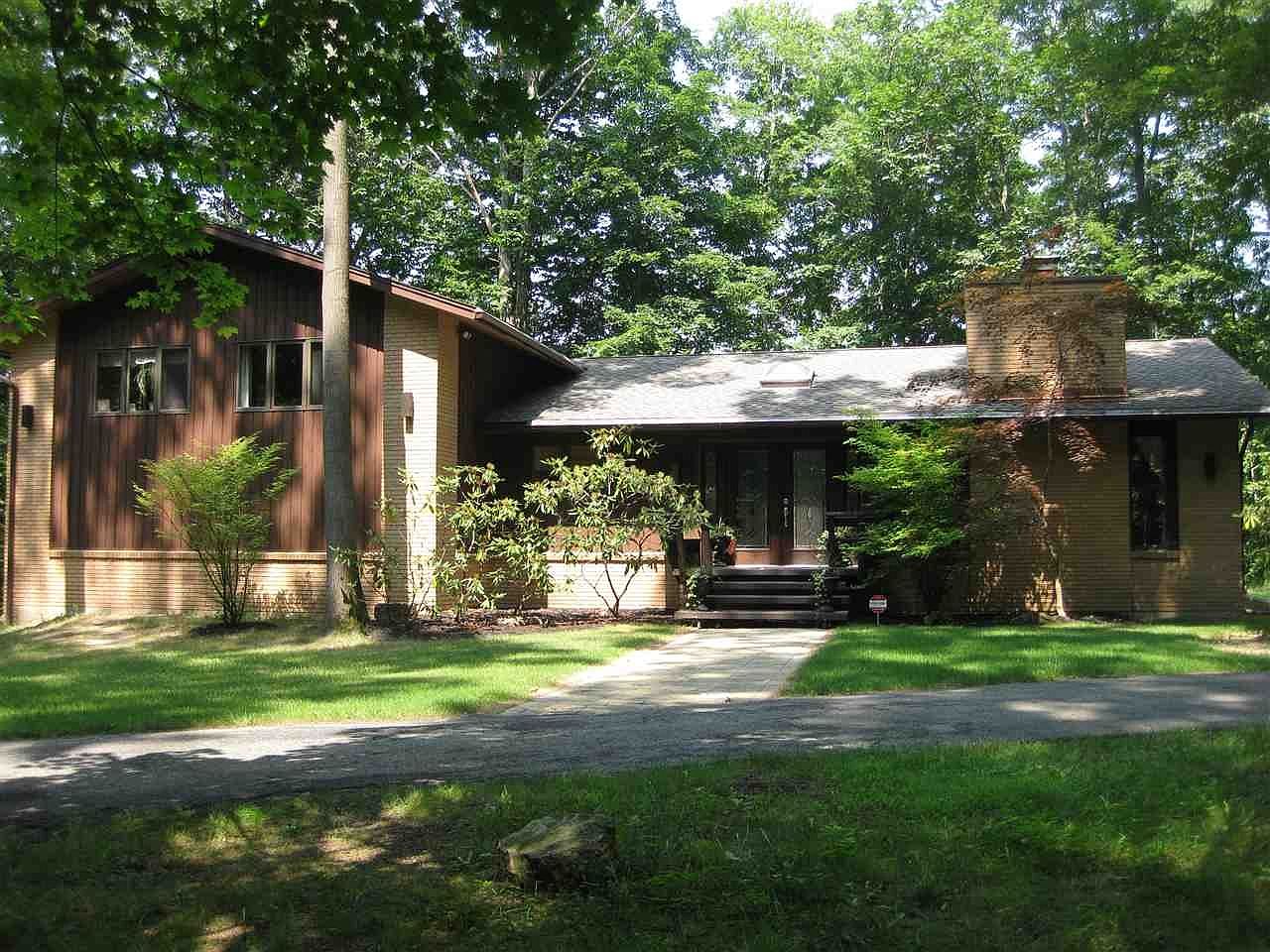 629 Kinns Rd, Clifton Park, NY 12065 Zillow