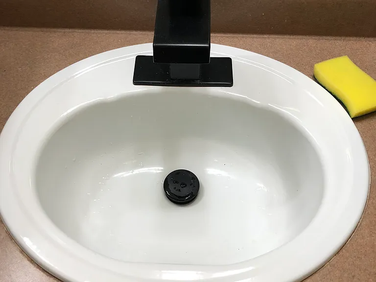 Bathroom 1 has upgraded newer faucet.