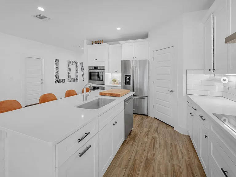 16512 Fetching Ave — Photo 14