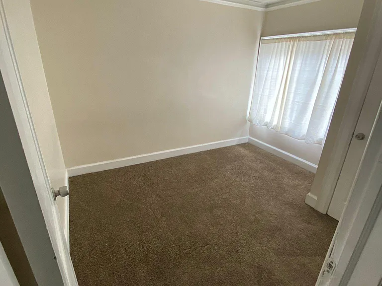 6309 Miller Rd — Photo 10