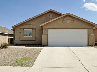 9016 Twin Harbor Ave NW, Albuquerque, NM 87121