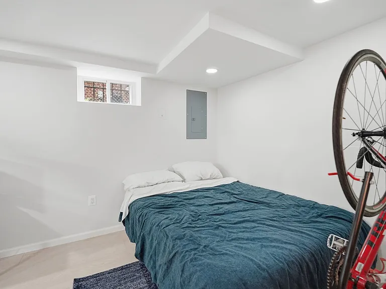 775 Oglethorpe St NE — Photo 20