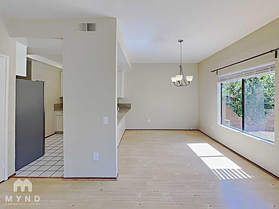 4th image of 3627 Cheshire Ave