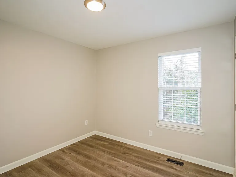 511 Parrish Way — Photo 12