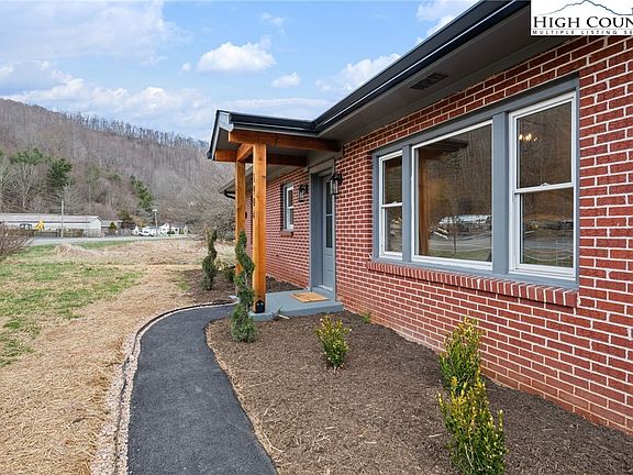 2nd image of 1904 NC Highway 194