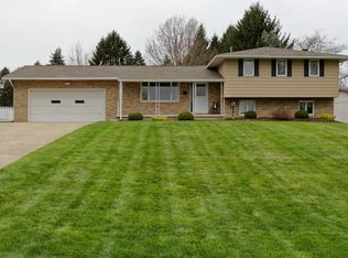 5844 Fernlane Dr, Akron, OH 44319