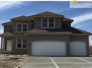 7934 Apache Rd, Lenexa, KS 66227