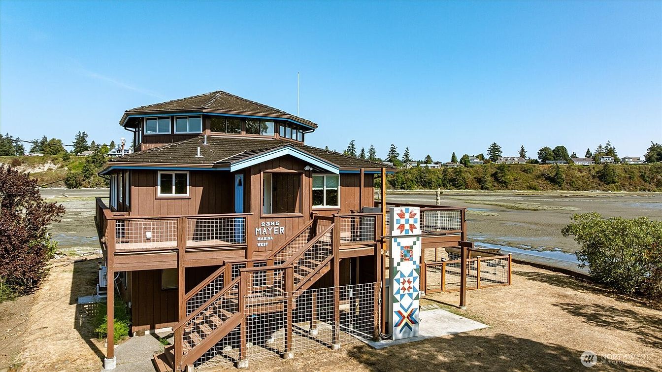 1st image of 2385 Sunlight Beach Road