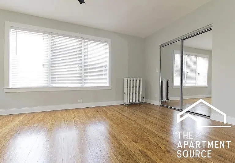 2765 N Kilbourn Ave #3 — Photo 7
