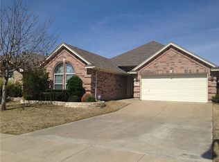 9129 Rushing River Dr, Fort Worth, TX 76118