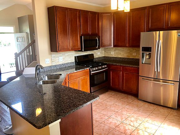 2nd image of 1402 Brownstone Pl