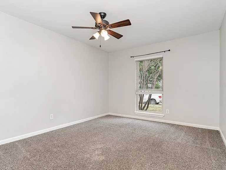 1713 Montana Trl — Photo 24