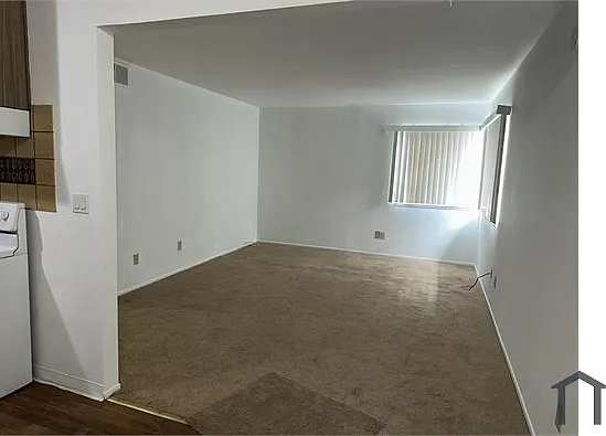 7330 Rainbow Dr — Photo 17